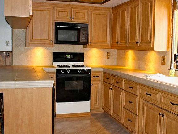 5th image of 431 Salem Dr