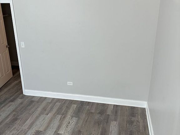4th image of 5520 W North Ave #G
