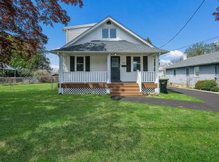 122 Ellis Rd, Willow Grove, PA 19090