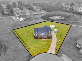 203 Daylily Dr, Sparta, TN 38583