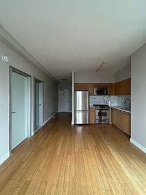 3rd image of 100 W 39th St #35SA