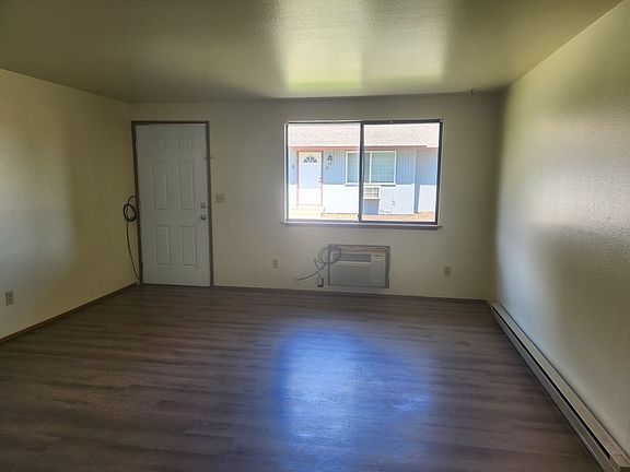 5th image of 1318 S 23rd Ave #A