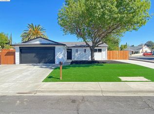 3325 Meadowbrook Rd, Antioch, CA 94509