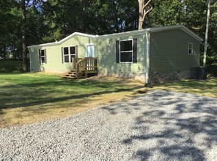 3571 Glen Raven Rd, Cedar Hill, TN 37032