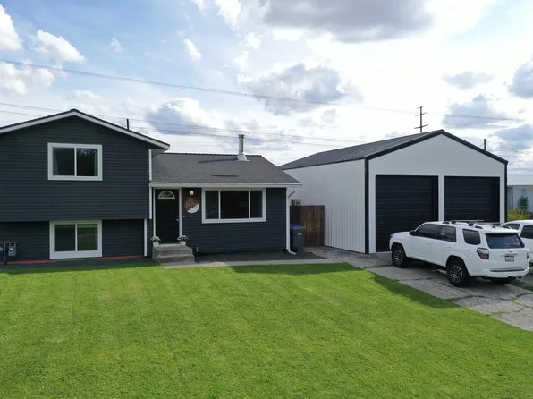 24702 E Roxanne Ave, Newman Lake, WA 99025