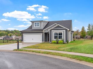 442 Lowline Dr, Clarksville, TN 37043