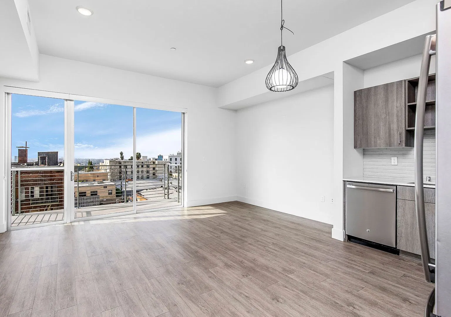 1 bed, 659 sqft, $2,245 — Photo 1
