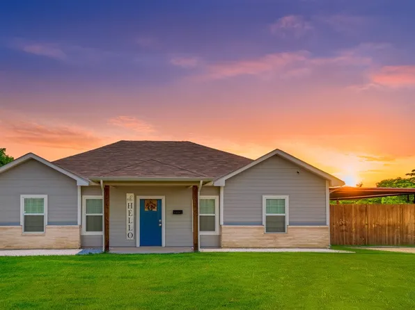 5600 Big Sky Dr, Joshua, TX 76058