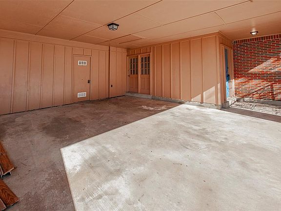 3rd image of 4329 Donovan Dr