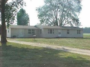 9442 20b Rd, Argos, IN 46501