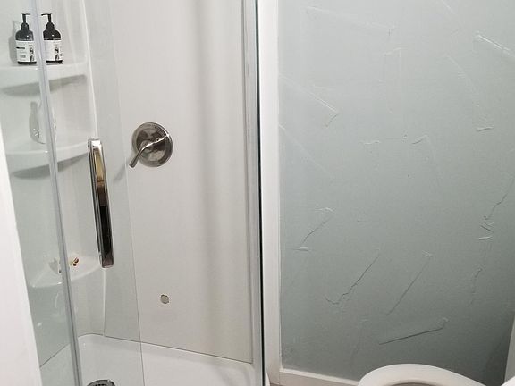 3rd image of 715 E Mesquite Ave