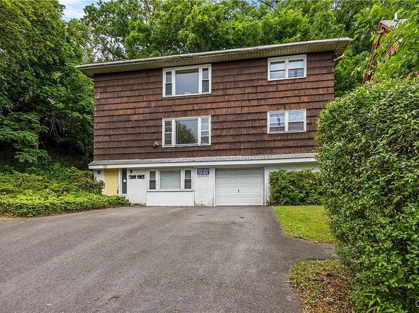 1018-20 Ackerman Ave #1