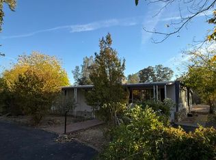 18201 Majestic View Dr, Anderson, CA 96007