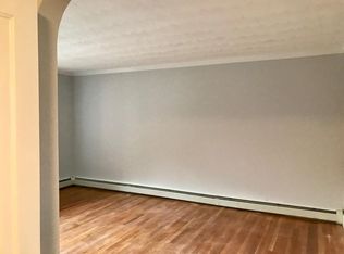 8 Mount Ida St APT 6, Newton, MA 02458