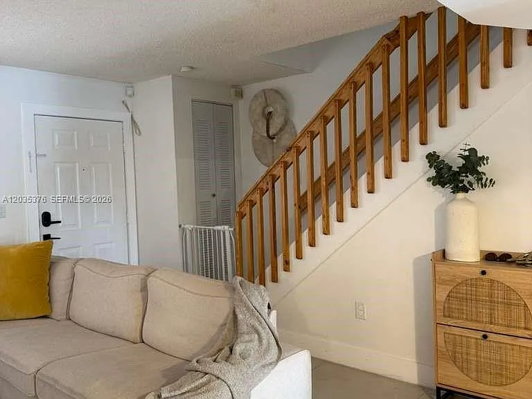 431 NW 82nd Ave #913 — Photo 3