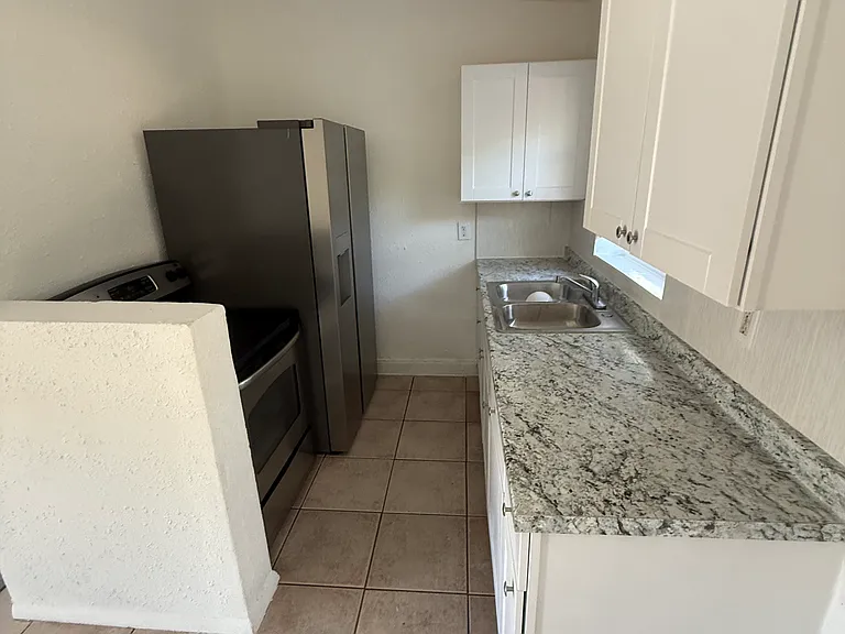 2836 W Concord St — Photo 6