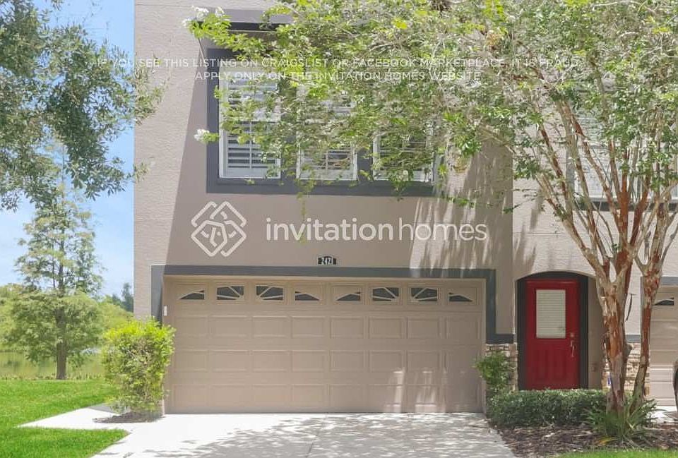 1st image of 2421 Lexington Oak Dr