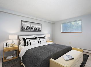 1 Birchwood Pt APT 104, Amesbury, MA 01913