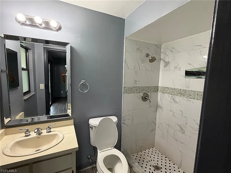 356 Delaware Rd — Photo 12