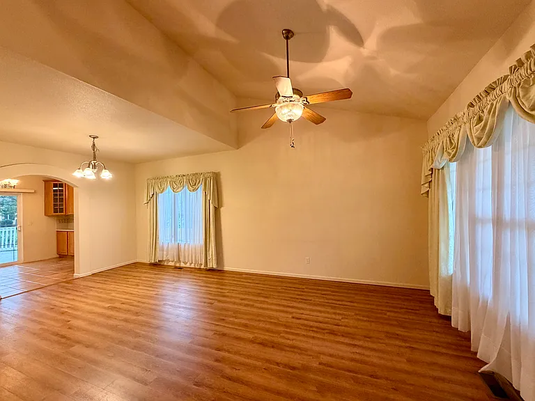 1766 Preston Dr — Photo 4