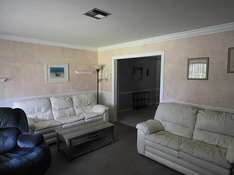 7418 E Comanche Ave — Photo 3
