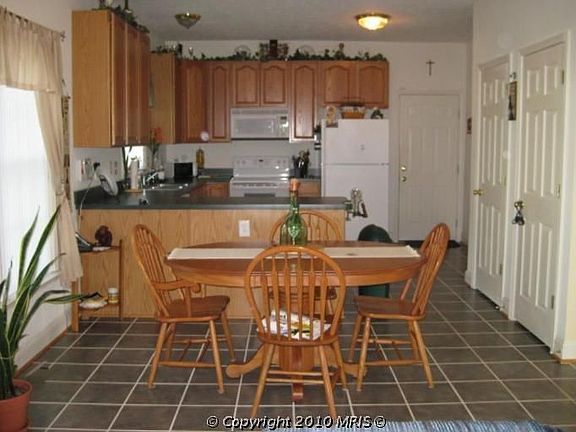 3rd image of 109 Latigo Ct