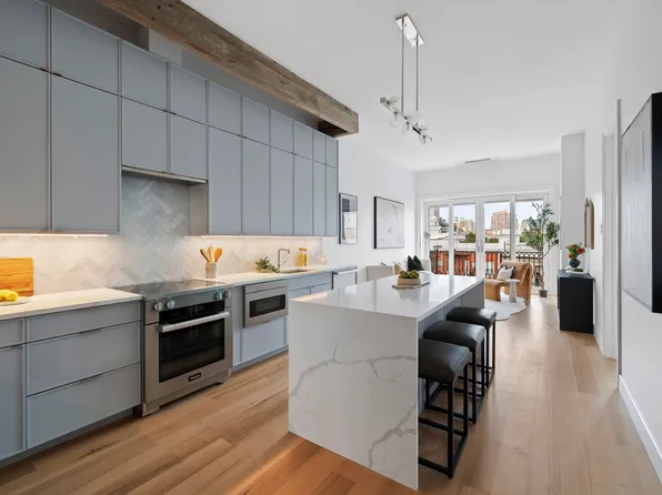 183 Java Street image 1 of 5