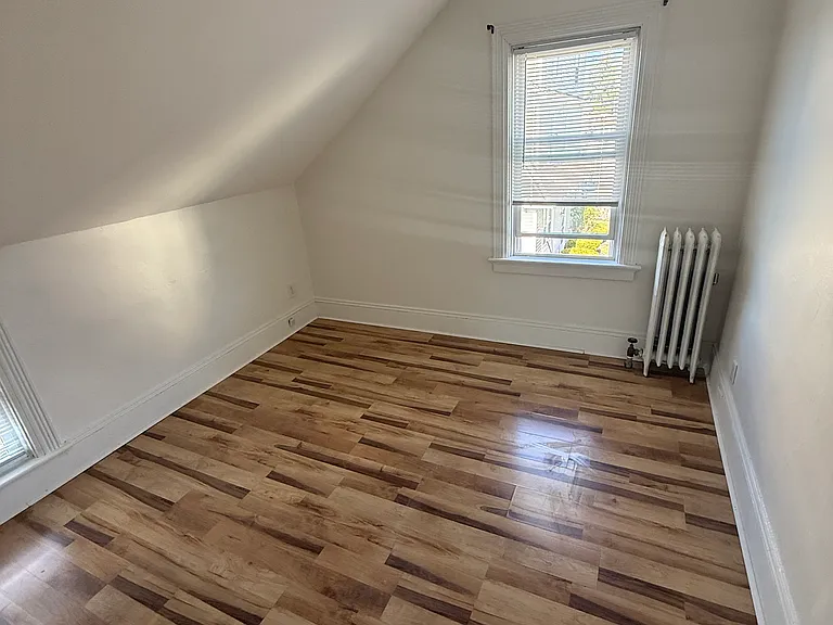 23 Denver Ave — Photo 5