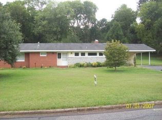651 Highland Park Dr, Eden, NC 27288