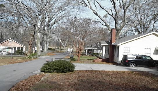 2nd image of 9 Kentucky Ave SE