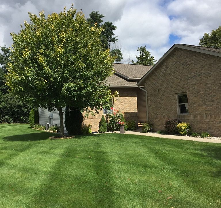 Brick and Vinyl siding.  