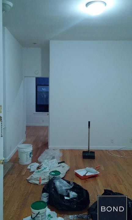 2nd image of 332 E 93rd St APT 3D