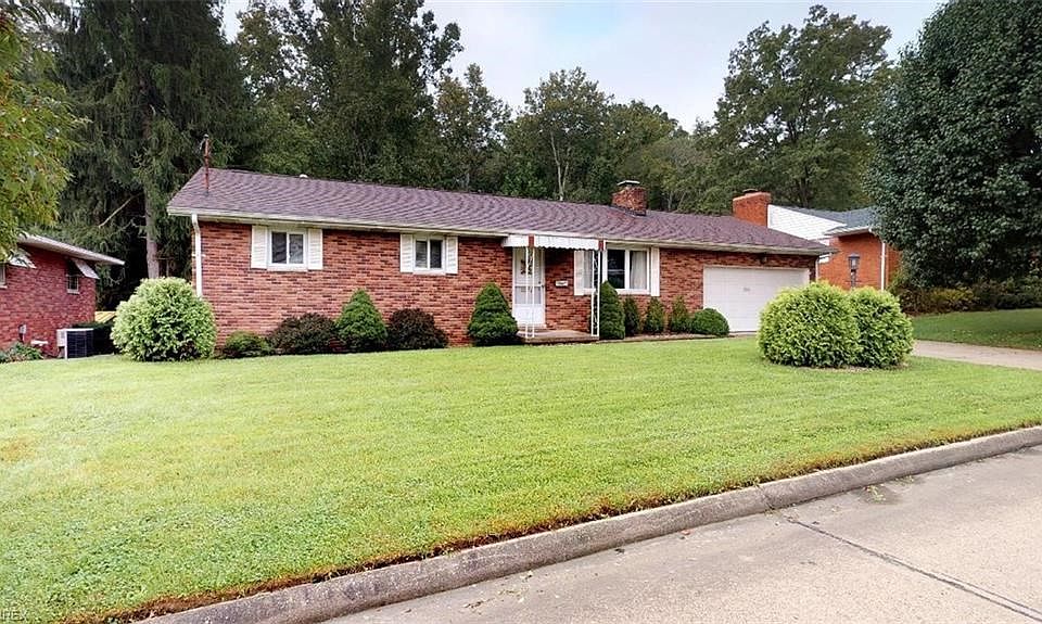1st image of 2208 Foley Dr