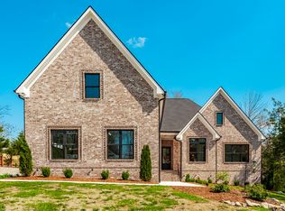 135 Angels Cove Ln, Lebanon, TN 37087