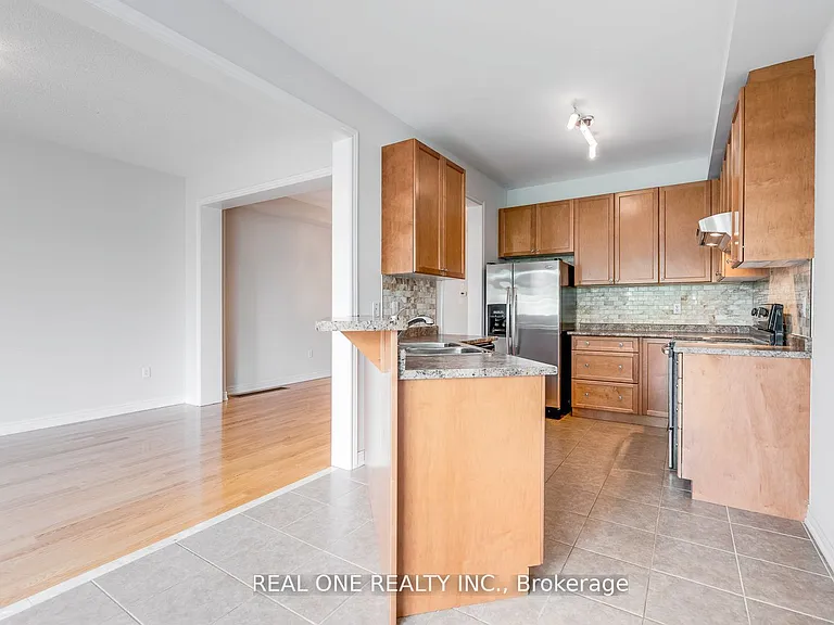 1263 Craigleith Rd — Photo 13