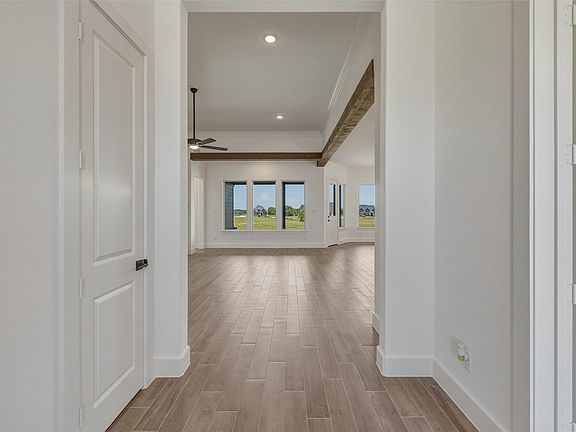 5th image of 2408 Quartz St