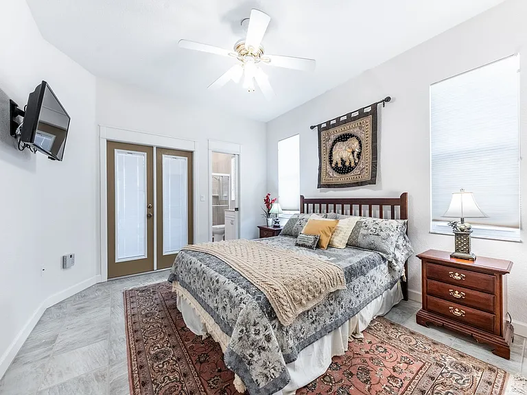 518 Saint Girons Ct — Photo 36