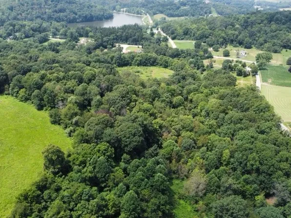 659 Alexander Rd, Latrobe, PA 15650