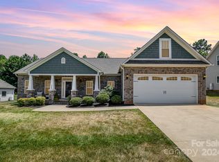 128 Mackenzie Ct, China Grove, NC 28023