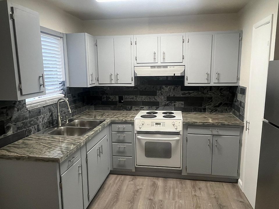 1st image of 944 Silver Dollar Ave #H