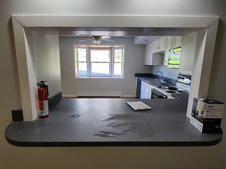 14-16 Hanover St #16B — Photo 8