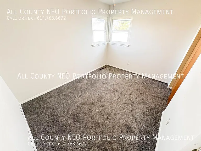 1748 Ward Rd — Photo 12