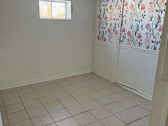 5th image of 8340 Firehouse Ln S #4