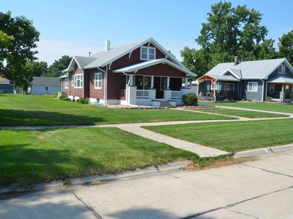 1111 Elm St, Saint Paul, NE 68873