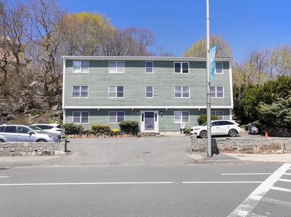384 Main St APT 6, Gloucester, MA 01930