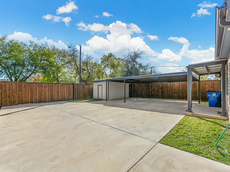 3316 Inwood Rd — Photo 32