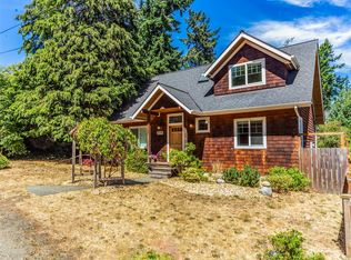 1034 16th St, Port Townsend, WA 98368