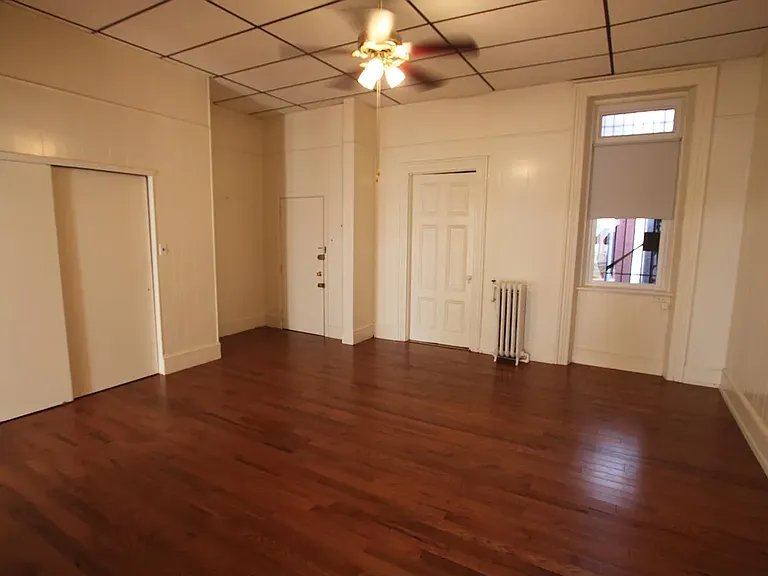 Robin Apartments — Photo 4