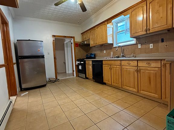 2nd image of 1324 123rd St Floor 1
