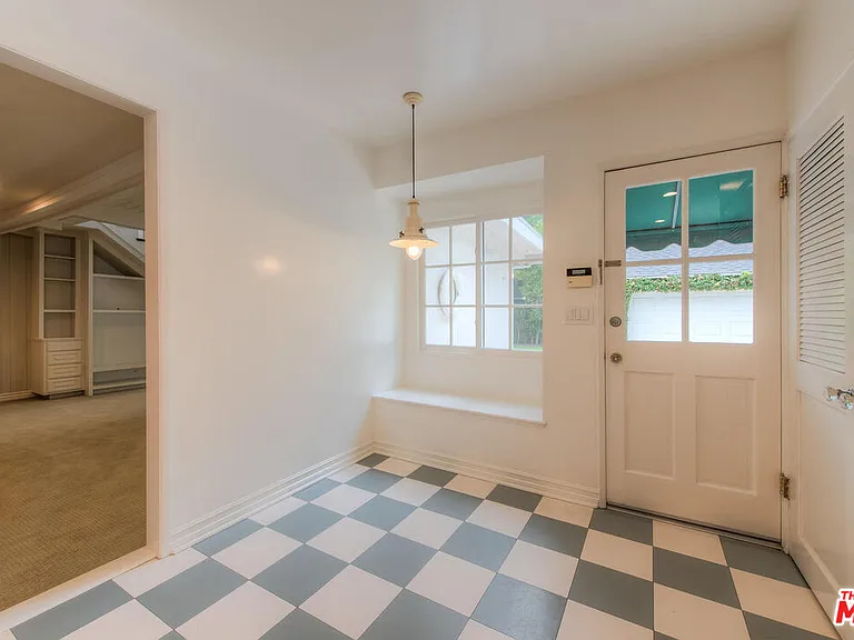4110 Sunnyslope Ave — Photo 9